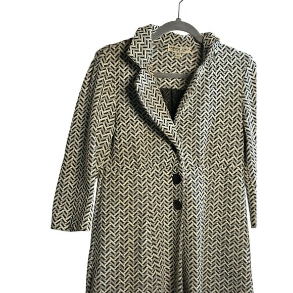 VTG Andria Lieu Black & White Chevron Knit Jacket – Women’s Small, 14"x31" - Picture 2 of 9